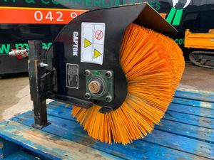 MINI SKID STEER ROAD BRUSH / SWEEPER....1212w. - Image 3
