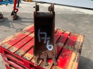 12" MINI DIGGER BUCKET........40mm PINS........176 - Image 4