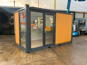 GARDEN ROOM / HOME OFFICE CABIN.........1020. - Image 3