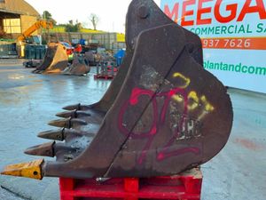 60" JCB DIGGING BUCKET........80mm PINS.....92. - Image 4