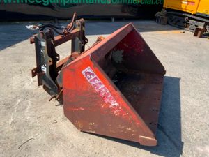 HI TIP FORKLIFT FRONT LOADER BUCKET.......900j. - Image 4