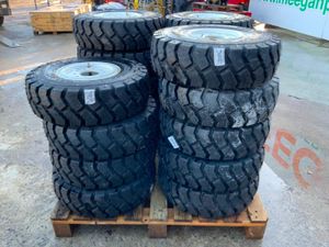 NEW....6.5 x 10 FORK LIFT RIMS & TYRES........642. - Image 3