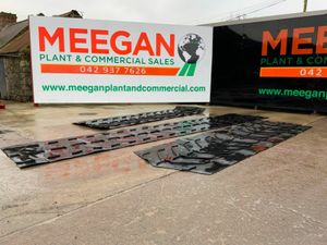 UNUSED CHEVRON PATTERN RUBBER BELT.....5513 - Image 2