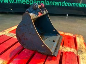 18" STRICKLAND BUCKET.....30mm PINS......253f. - Image 2