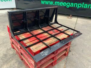 SKIDSTEER LAND LEVELLING RAKE BUCKET.....294. - Image 4