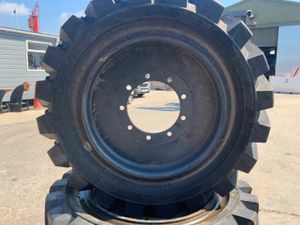 UNUSED CAMSO 33 x 12 -20 RIMS / TYRES......4490. - Image 3