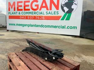UNUSED HYDRAULIC THUMB GRAB....4/6tonne..243w. - Image 2