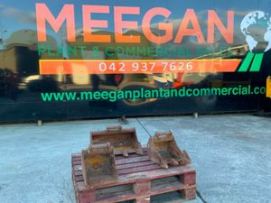 1.5t MINI DIGGER BUCKET......HARFORD HITCH...220. - Image 4