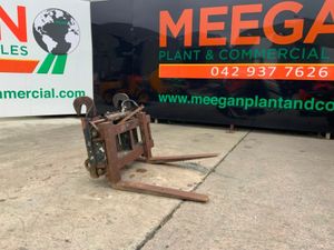 WHEELED LOADER Q/HITCH FORK CARRIAGE...3932 - Image 2