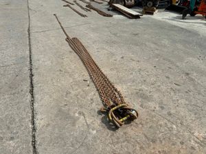 5.8 Metre ...8.4 ton ...lifting chains 4 LEG ..... - Image 4