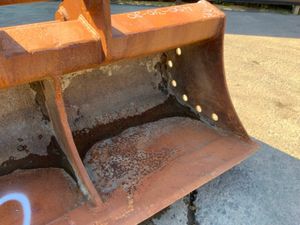 72" JCB GRADING BUCKET.....80mm PINS........902. - Image 3