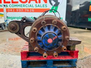 Other Other 1200mm SAF AXLE.........DRUM BRAKES. - Image 2