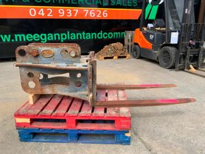 STRICKLAND PALLET FORKS...65mm PINS........1332t. - Image 2