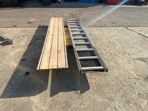 3.0mts x 450mm ALUMINIUM STAGING BOARDS..1229 - Image 4