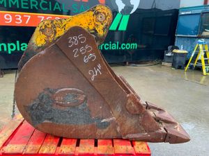 24" STRICKLAND BUCKET.....65mm PINS.......1604t. - Image 3