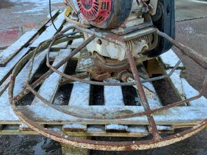 36 inch WHITEMAN POWER FLOAT........REPAIRS. - Image 3