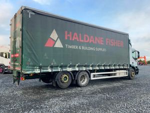 Iveco Stralis 26 TONNE REAR LIFT AXLE30ft  BODY. - Image 3