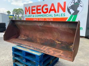 94" BOBCAT FRONT LOADING  BUCKET.......1137t. - Image 3