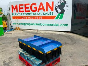 UNUSED 60"  FORK LIFT ROAD BRUSH........4403. - Image 3