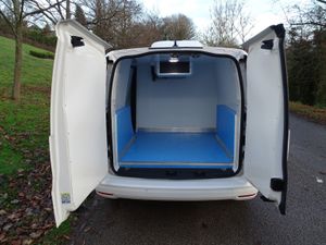 2023 Volkswagen Caddy Refrigerated Van - Image 2