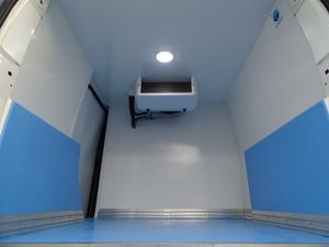 2023 Volkswagen Caddy Refrigerated Van - Image 3