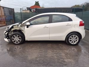 142 Kia Rio  1.4 Diesel - Image 3