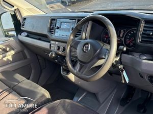 Volkswagen Crafter CRAFTER 30 MWB 140BHP  M6F 5DR - Image 2