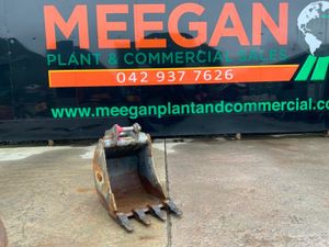 24" STRICKLAND BUCKET......50mm PINS.........287. - Image 2