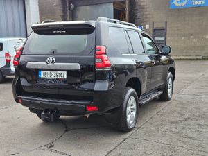 Toyota Land Cruiser LWB AUTOMATIC - Image 2