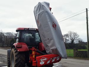 2021 Kuhn GMD 285 Disc Mower (25434) - Image 4