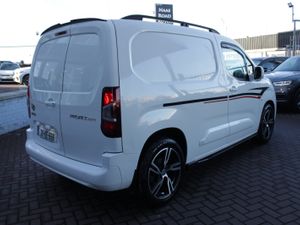 1.5D CITY EDITION  75BHP  SWB 3 SEATER AS NEW - Image 4