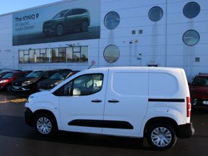 Citroen Berlingo 2021 - Image 2