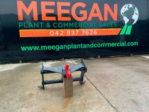 UNUSED HOOK SKIP  LIFTING ATTACHMENT.......743. - Image 2