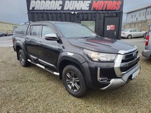 222 Toyota Hilux 2.8 SR5 Auto - Image 2