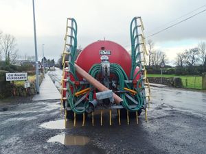 2015 HiSpec 2000 Gal Tank - - Image 4