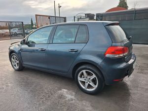 2012 Volkswagen Golf  Trendline  1.6 Tdi - Image 4