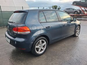2012 Volkswagen Golf  Trendline  1.6 Tdi - Image 4