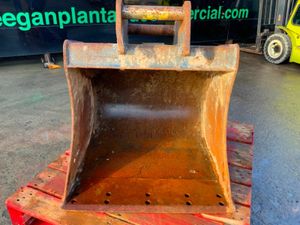 30 STRICKLAND BUCKET..50mm PINS649. - Image 2