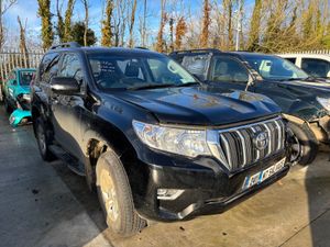 24 Landcruiser SWB Auto 27km Drives - Image 2