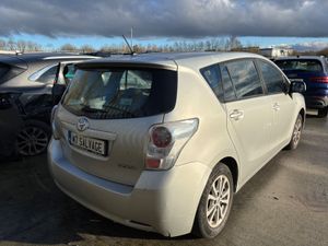 12 Verso 2.0 D4D 130k miles drives - Image 3