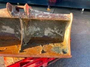 60" GRADING BUCKET......50mm PINS.........022. - Image 3