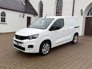 2022 Peugeot Partner Professional 1.5 BlueHDi 100b - Image 3