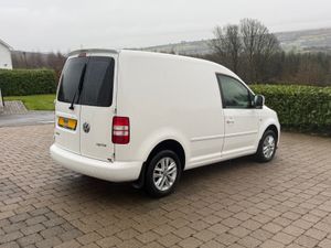 2014 Volkswagen Caddy 1.6 tdi 102bhp NO VAT! - Image 4