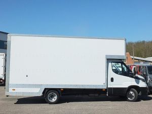 2021 Iveco Daily Luton Box Van - Image 2