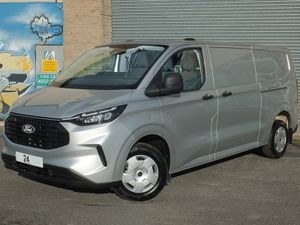 2024 Ford Transit Custom Panel Van - Image 4