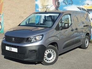 2023 Peugeot Partner Small Panel Van - Image 3