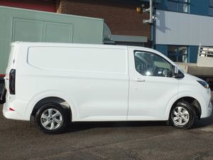 2023 Ford Transit Custom Panel Van - Image 4