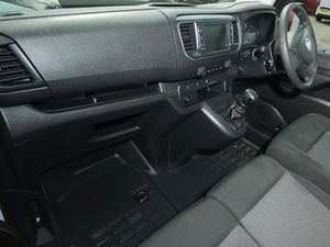 2023 Vauxhall Vivaro Panel Van - Image 4