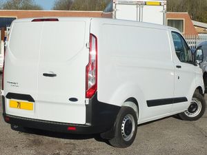 2021 Ford Transit Custom Low Roof Panel Van - Image 3