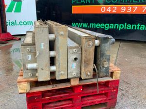 RADIATORS / COOLERS .ASSORTED SIZE.. - Image 4